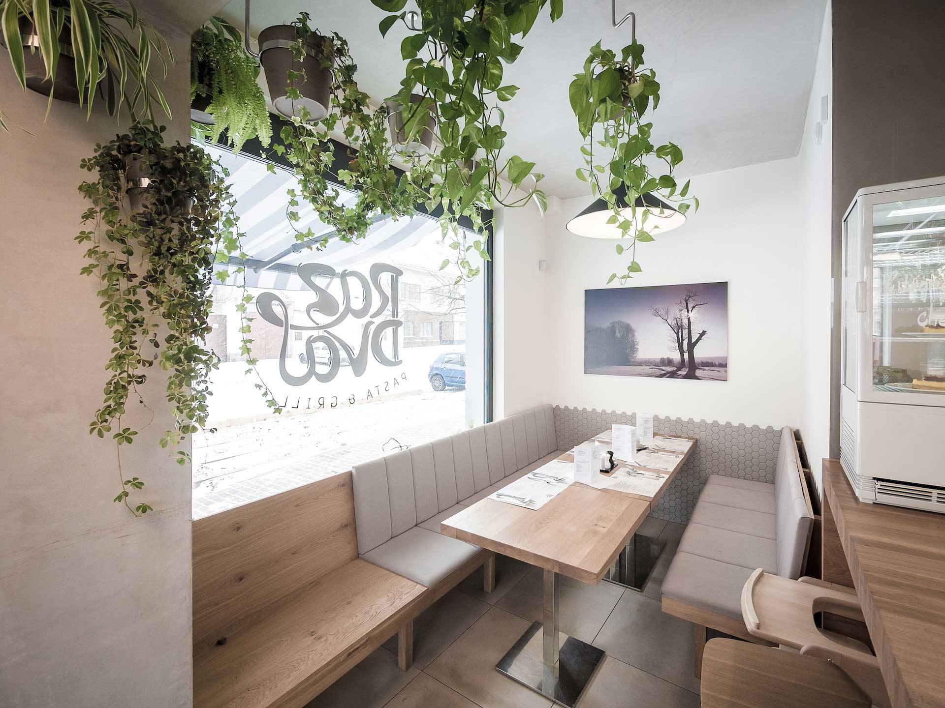 INTERIÉR BISTRA LAVICE 