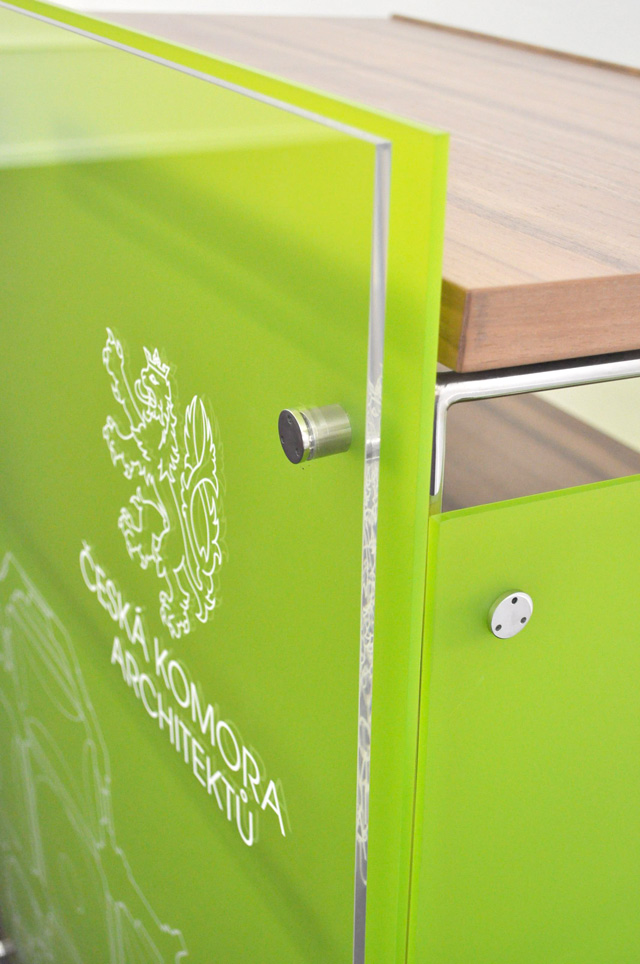 ČESKÁ KOMORA ARCHITEKTŮ - DETAIL PŘEDNÁŠKOVÉHO PULTU